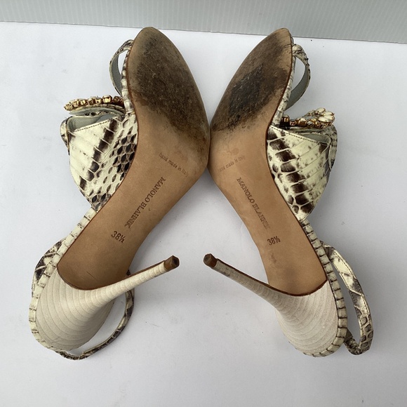 Manolo Blahnik Ronda Snake Embellished Slingback Heels 38.5 / 8 - Picture 10 of 12